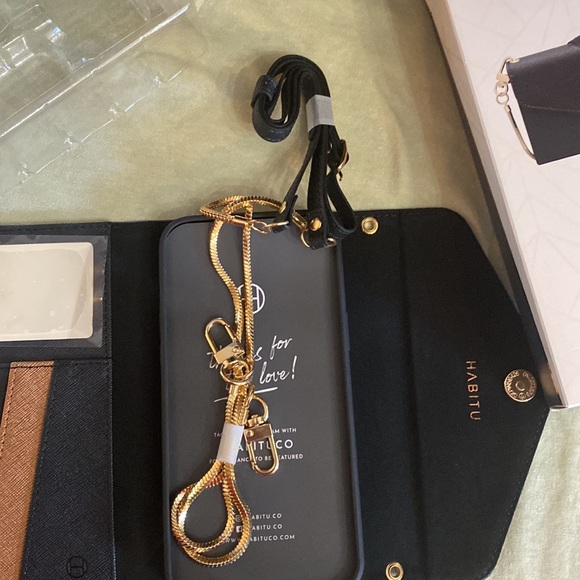 Phone cases iPhone 12 Pro Max and 12 Pro - Picture 6 of 7